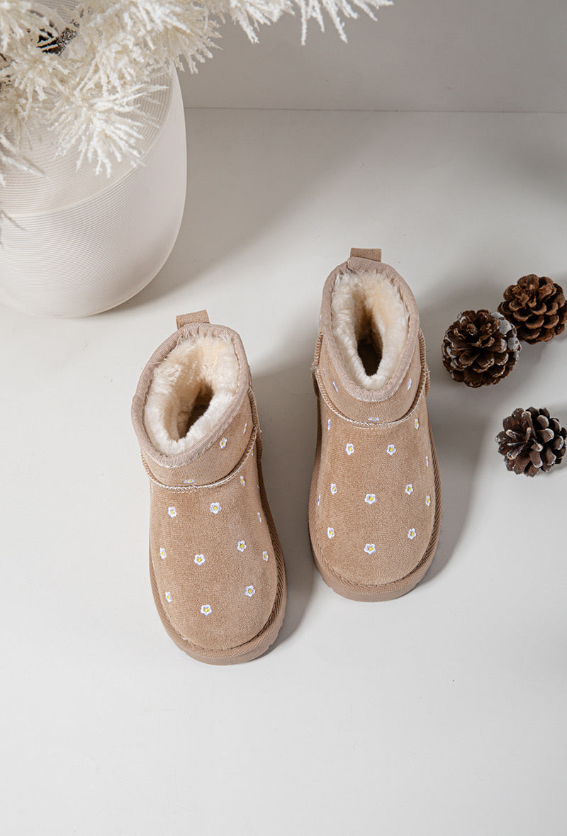 Boots LILIA